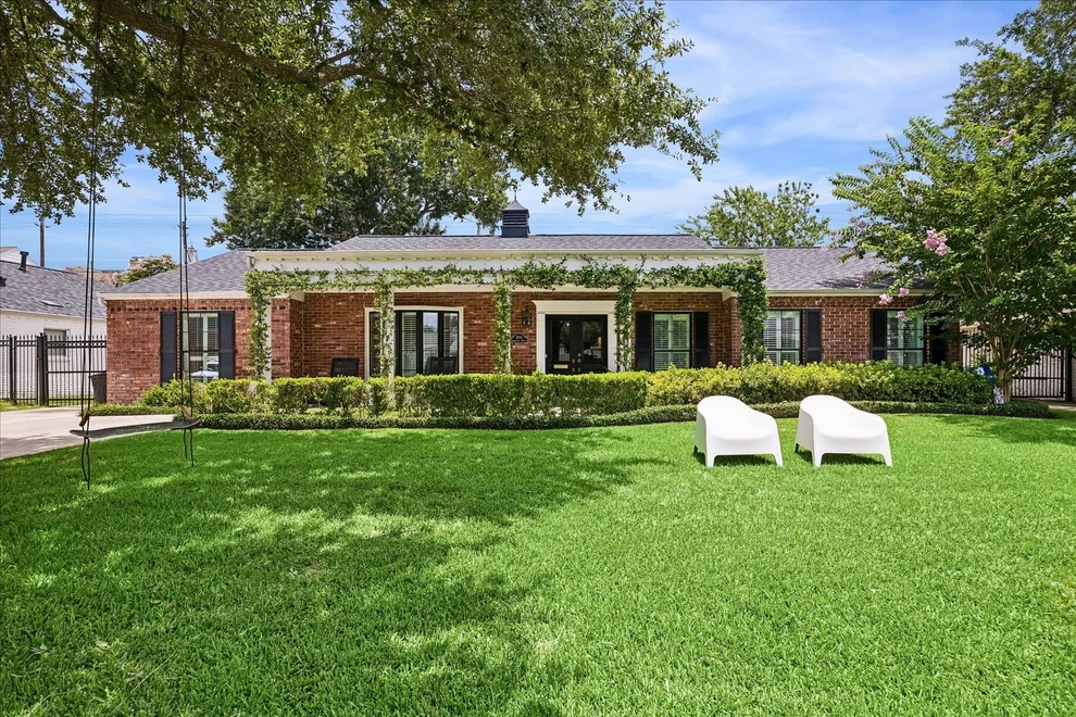 Unit for sale at 2011 Briarmead Drive, Houston, TX 77057