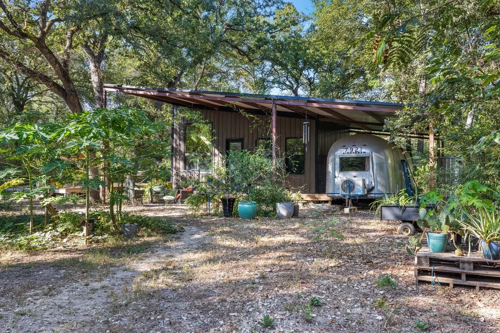 Unit for sale at 1301 Private Road 3591, Gause, TX 77857