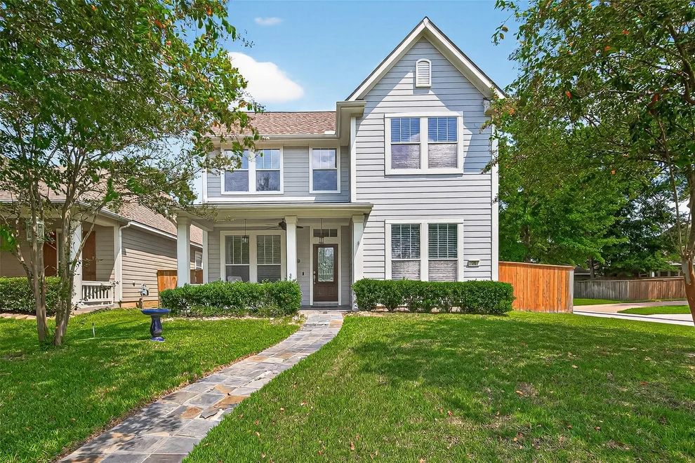 Unit for sale at 30 Whetstone Ridge Way, The Woodlands, TX 77382
