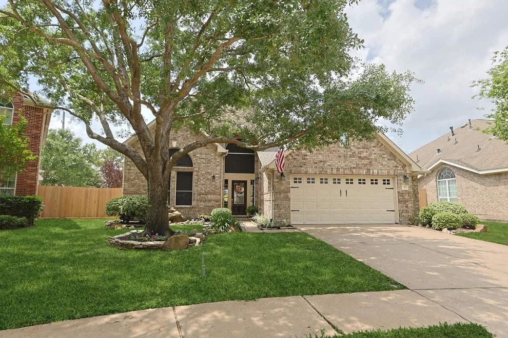 Unit for sale at 11407 Columbia Pines Lane E, Cypress, TX 77433