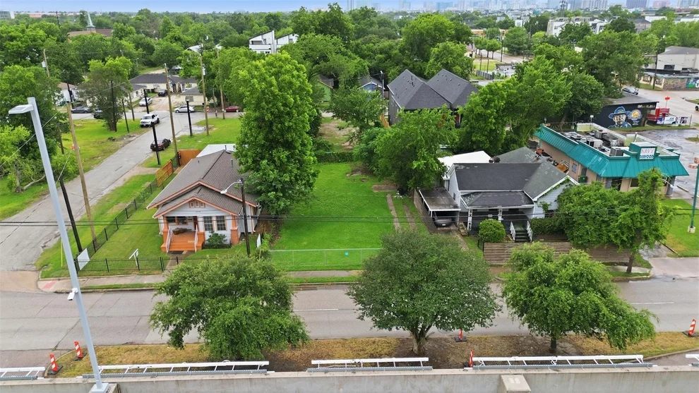 Unit for sale at 2412 Elgin Street, Houston, TX 77004