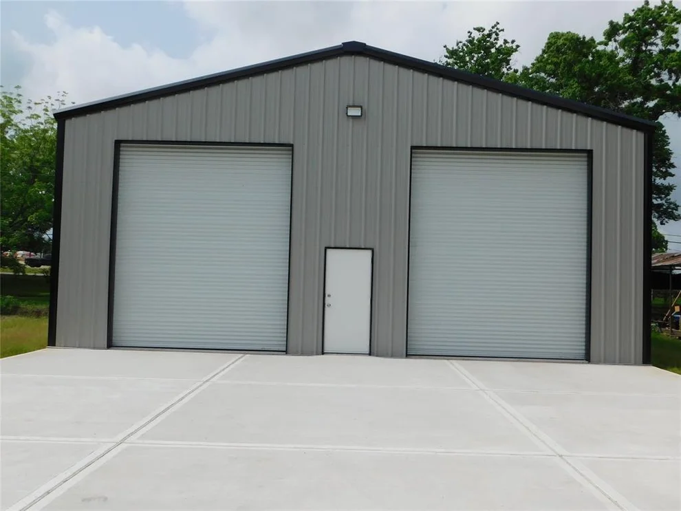 Unit for sale at 10749 Pine Street, Willis, TX 77318