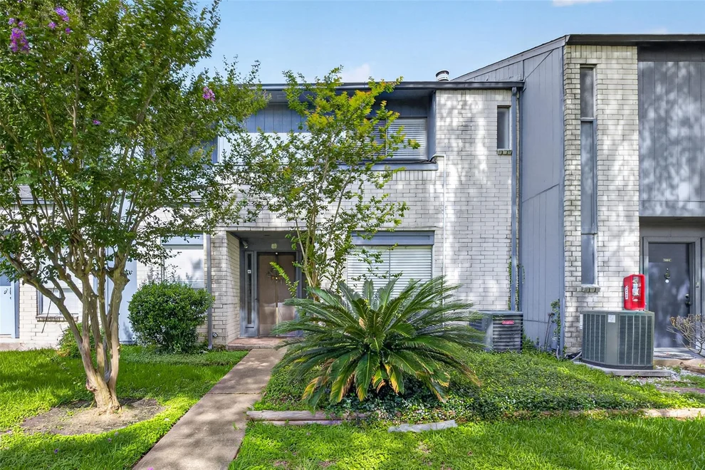 Unit for sale at 8310 Augustine Drive, Houston, TX 77036