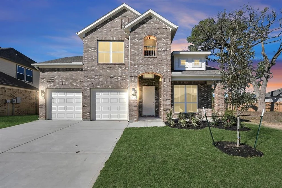 Unit for sale at 5642 Sandhill Oak Trail, Houston, TX 77066