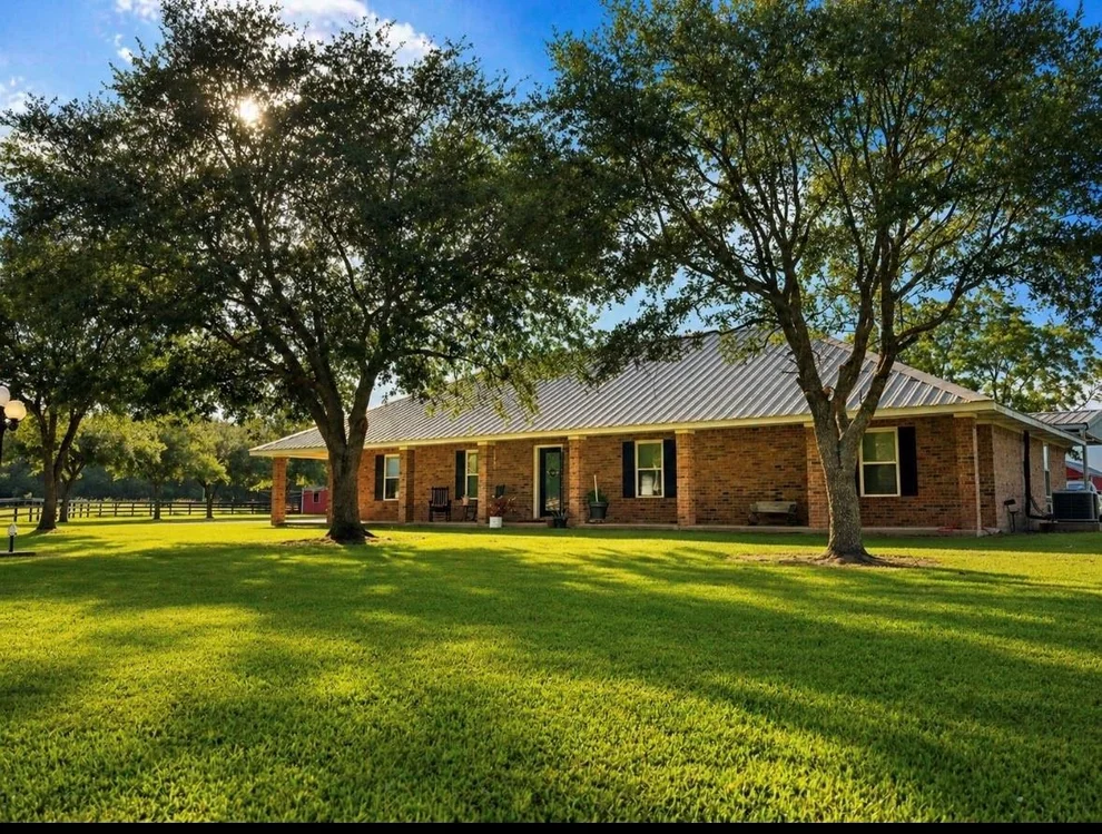 Unit for sale at 40062 Highway 105, Batson, TX 77519