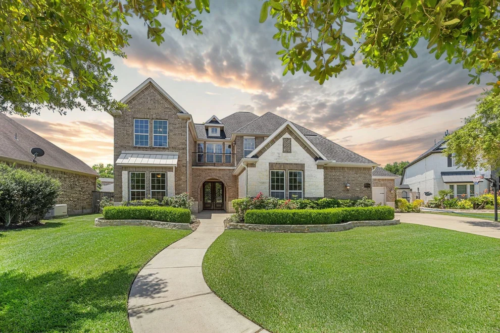 Unit for sale at 32210 Waterford Crest Lane, Fulshear, TX 77441
