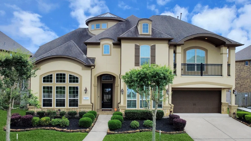 Unit for sale at 2202 Texoma Bend Lane, Friendswood, TX 77546