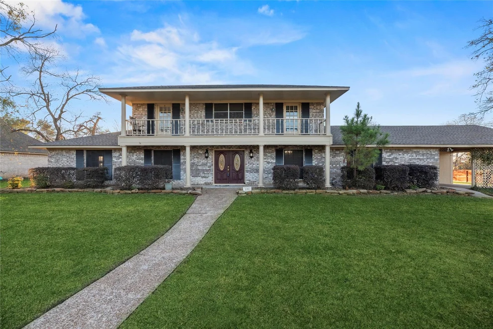 Unit for sale at 231 Corpus Drive, Magnolia, TX 77354