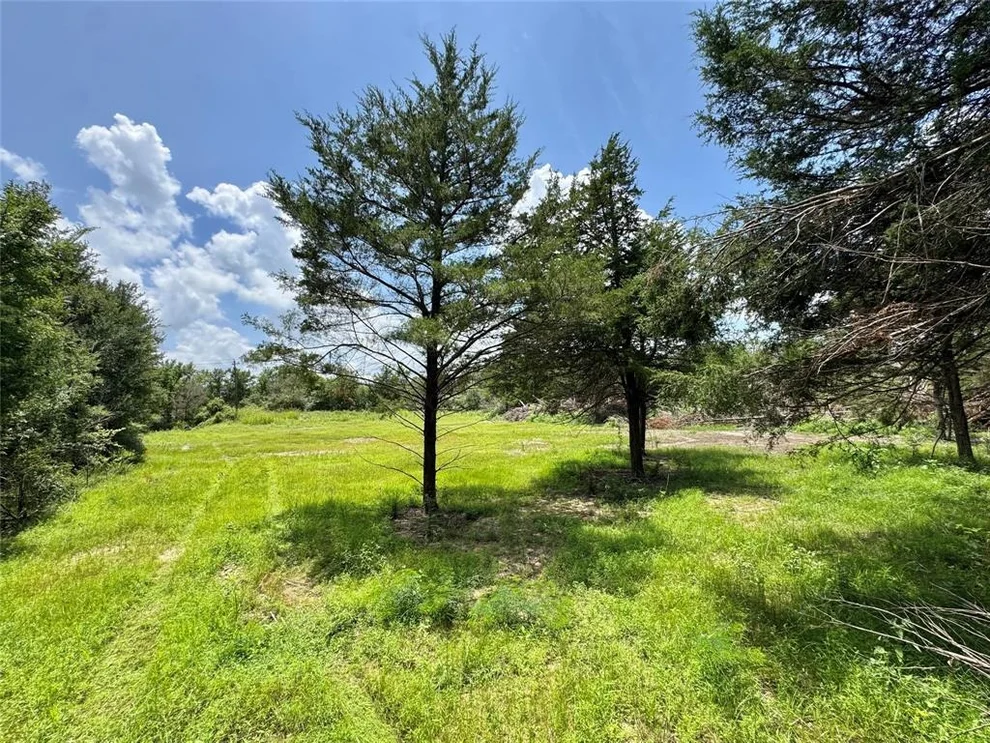 Unit for sale at 1301-1357 Fm-39, Groesbeck, TX 76642