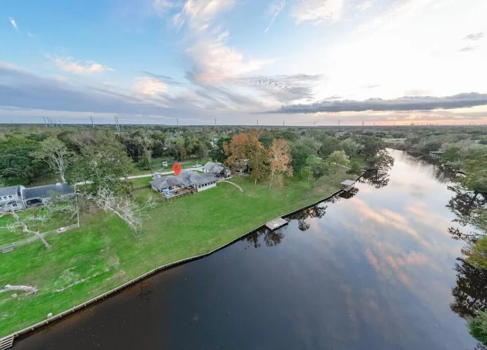 Unit for sale at 7078 Gupton Road, Brazoria, TX 77422