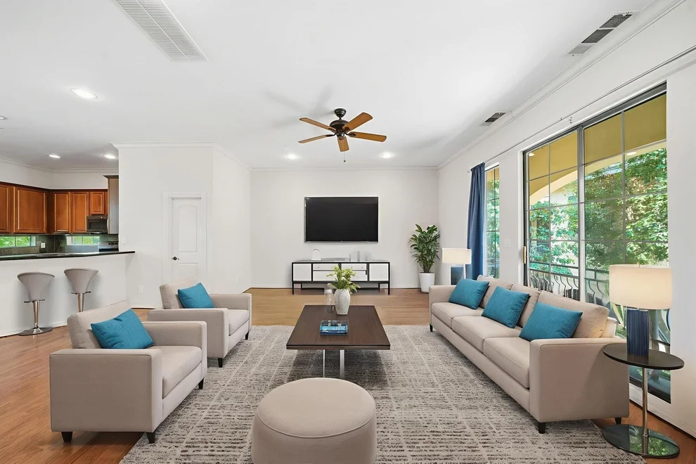 Unit for sale at 5310 Larkin Street, Houston, TX 77007
