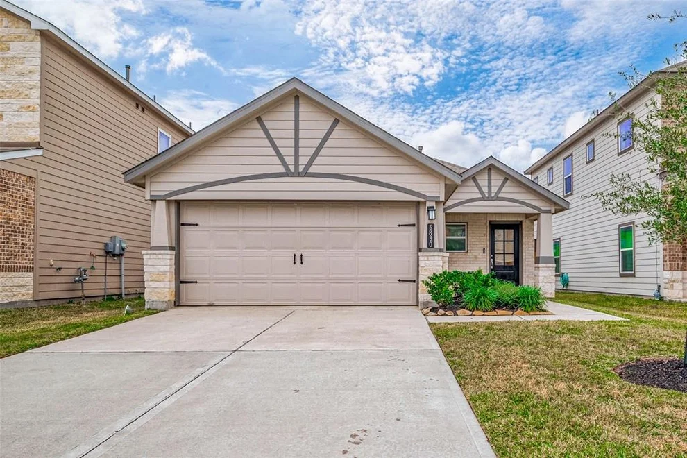 Unit for sale at 6830 Escondido Drive, Rosharon, TX 77583