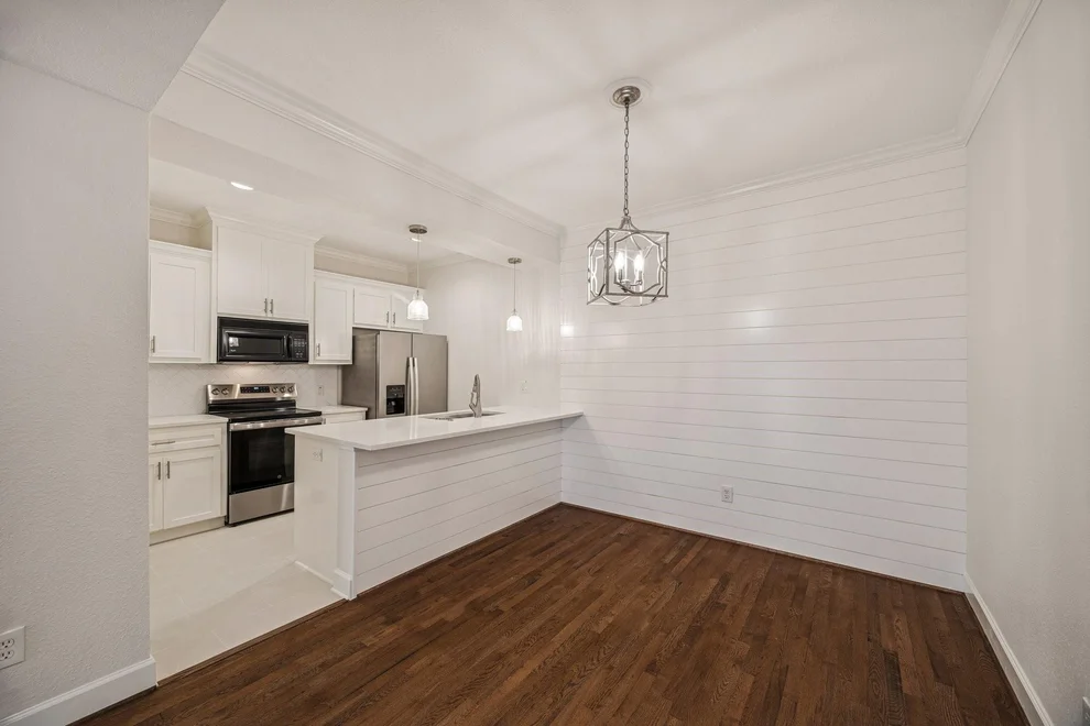Unit for sale at 11711 Memorial Drive, Houston, TX 77024