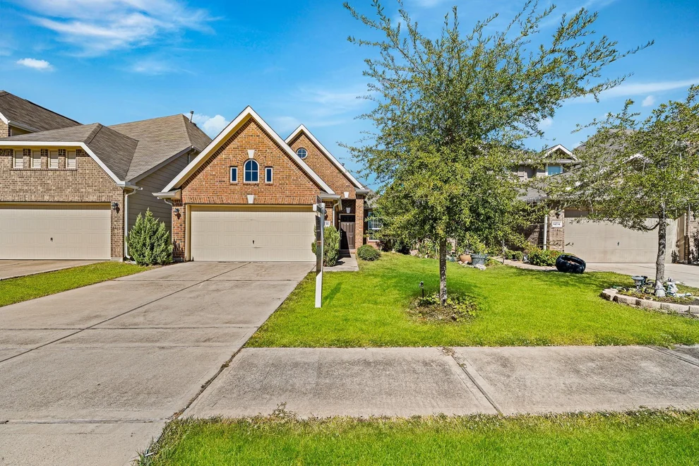 Unit for sale at 14238 Garland Brook Drive, Houston, TX 77083