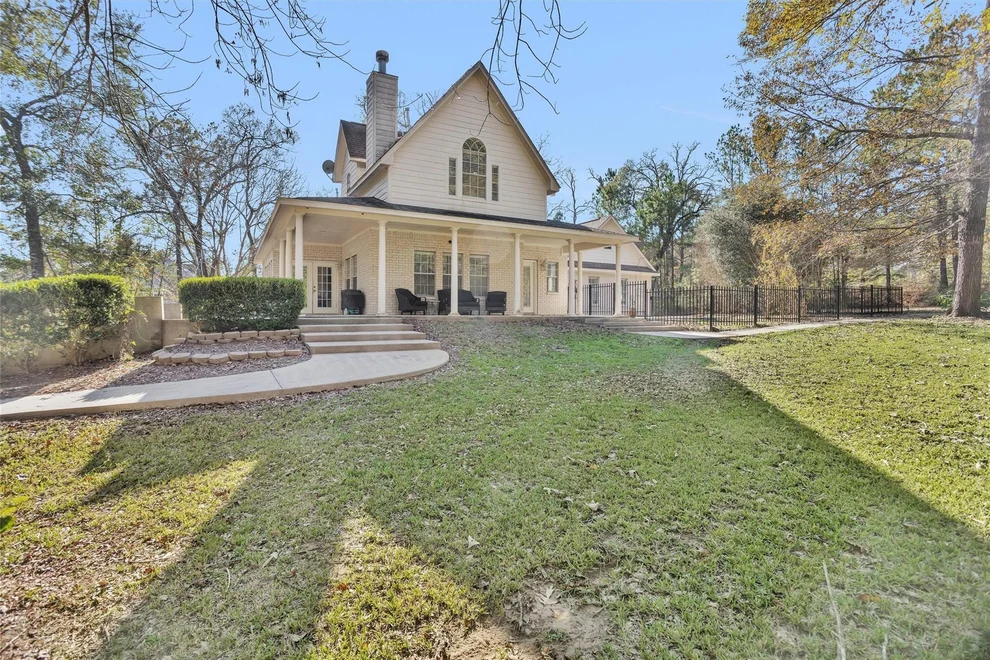 Unit for sale at 27789 Armadillo Road, Montgomery, TX 77356