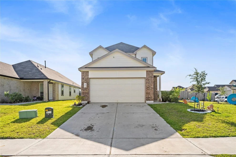 Unit for sale at 402 Moose Run, Huntsville, TX 77320