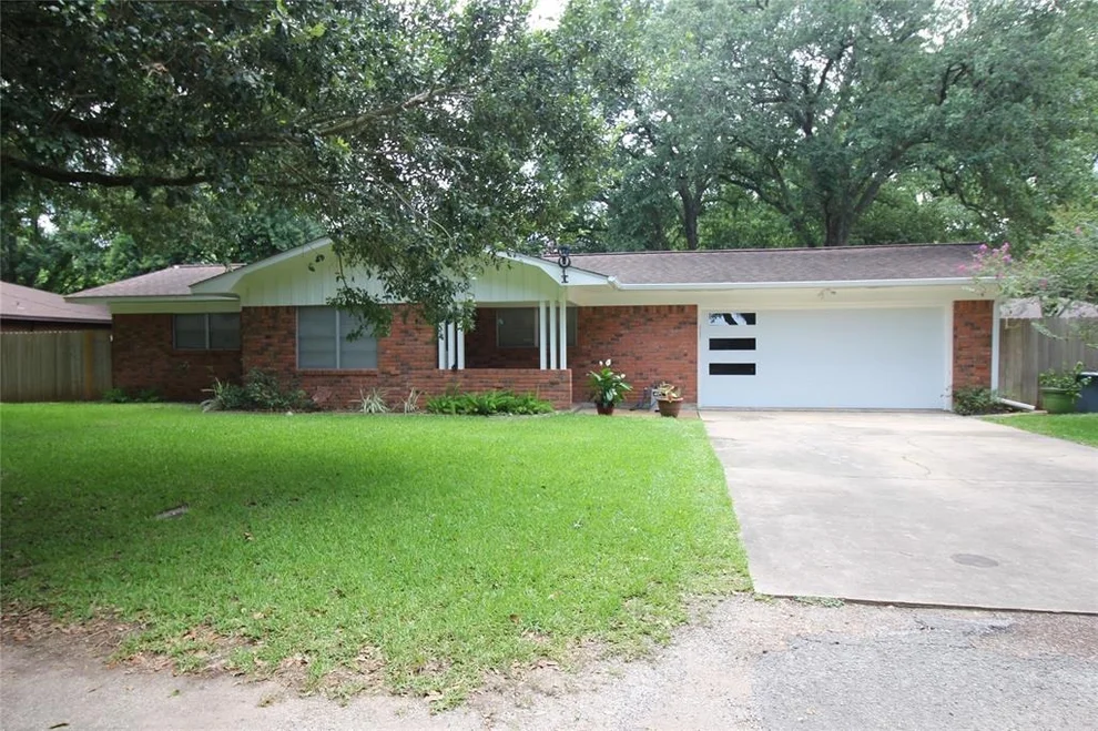 Unit for sale at 616 Frankie Street, Wharton, TX 77488