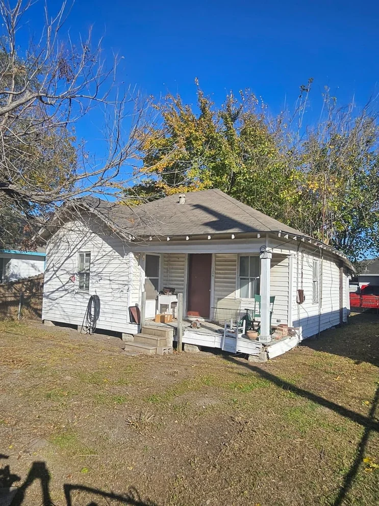 Unit for sale at 104 Foyce Street, Houston, TX 77022