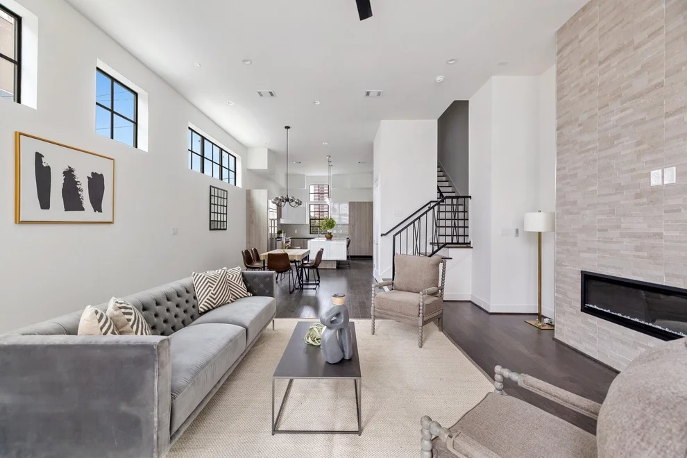 Unit for sale at 5822 Winsome Lane, Houston, TX 77057