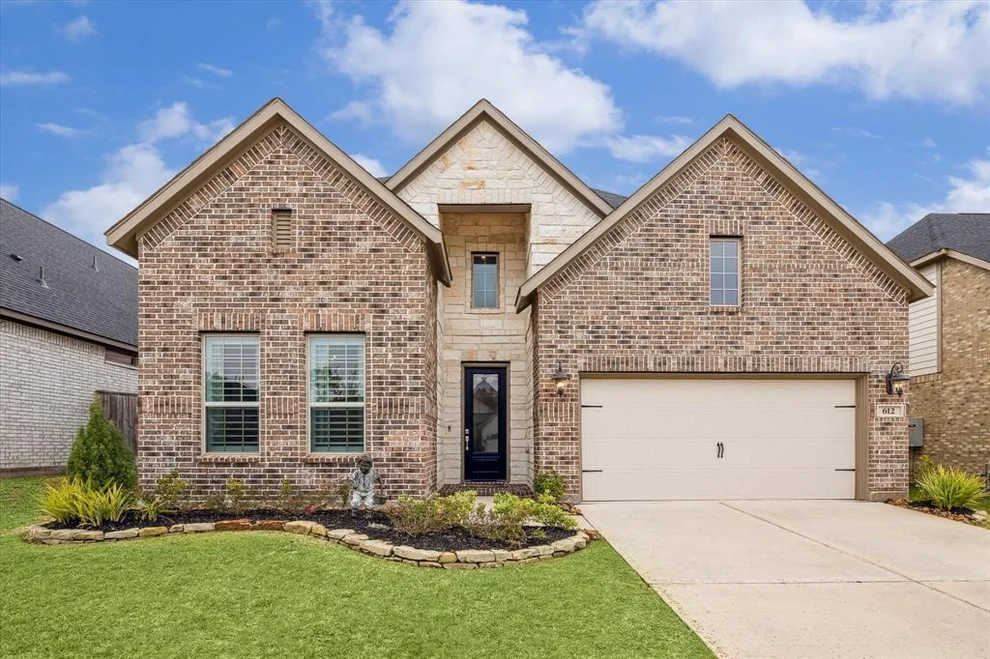 Unit for sale at 612 Cypress Bay Lane, Pinehurst, TX 77362