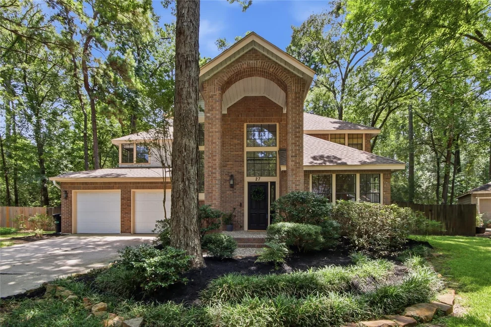 Unit for sale at 27 Sky Terrace Place, The Woodlands, TX 77381