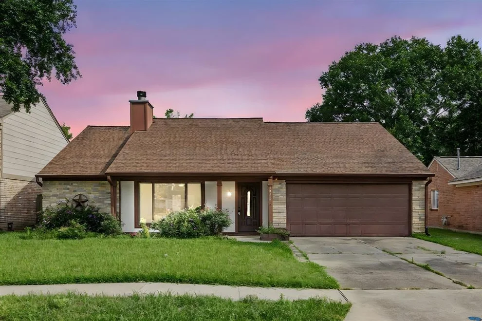 Unit for sale at 18114 Holly Bend Drive, Houston, TX 77084