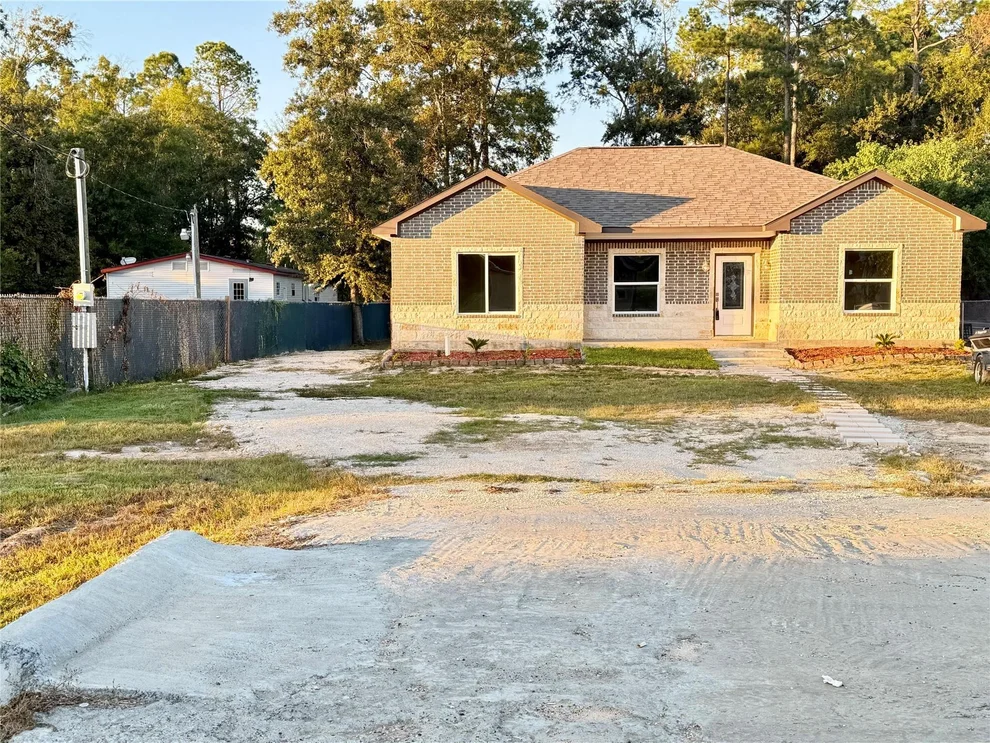 Unit for sale at 1274 County Road 5035, Cleveland, TX 77327