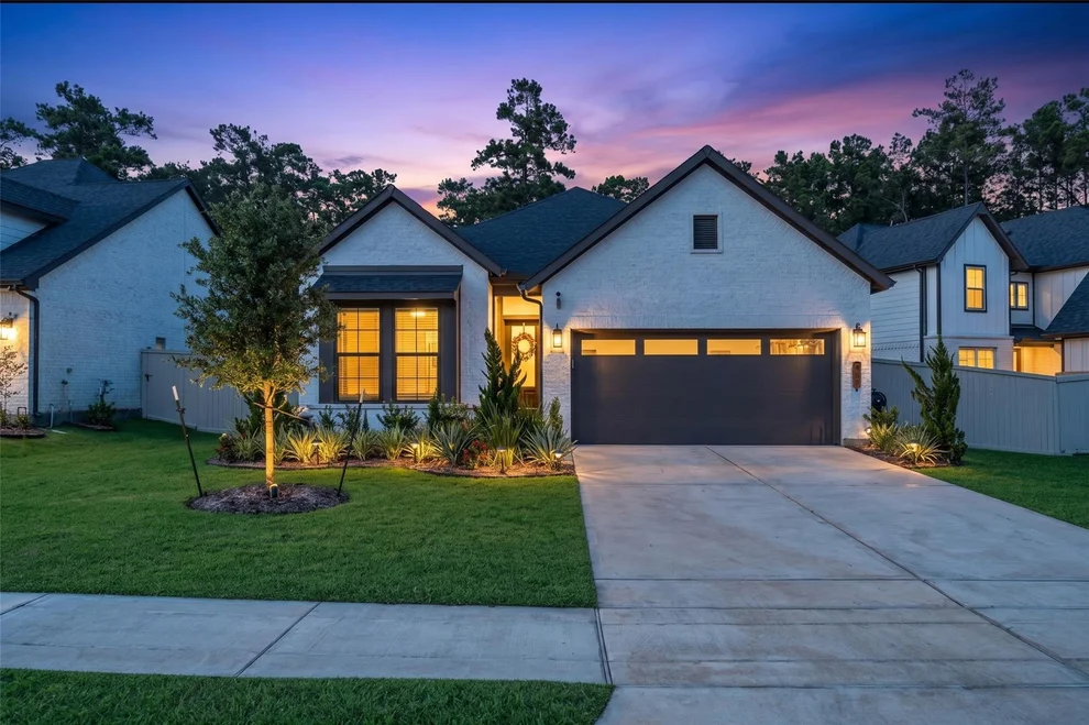 Unit for sale at 489 Audubons Shearwater Way, Magnolia, TX 77354