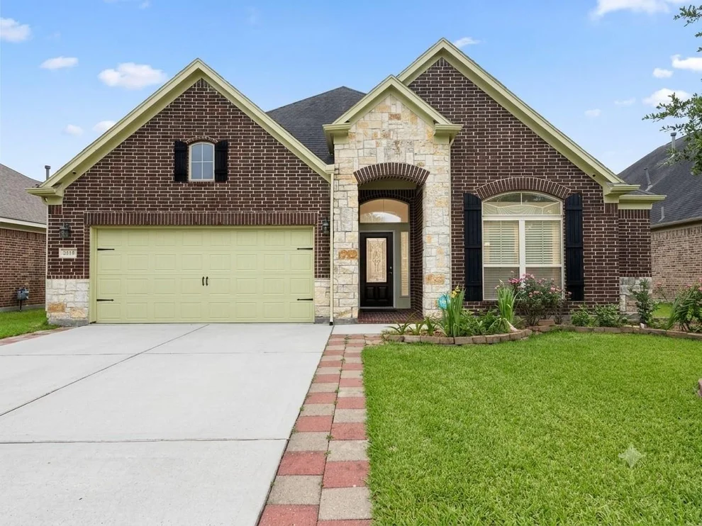 Unit for sale at 2818 Krenek Court, Rosenberg, TX 77471