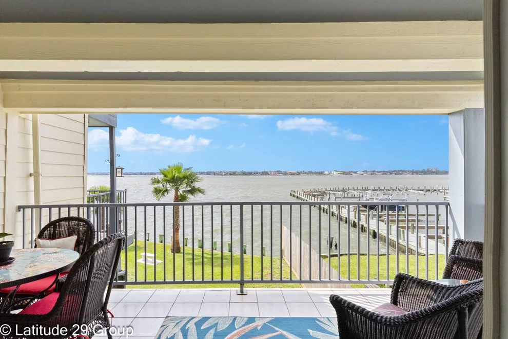 Unit for sale at 4001 Nasa 1 Parkway, El Lago, TX 77586