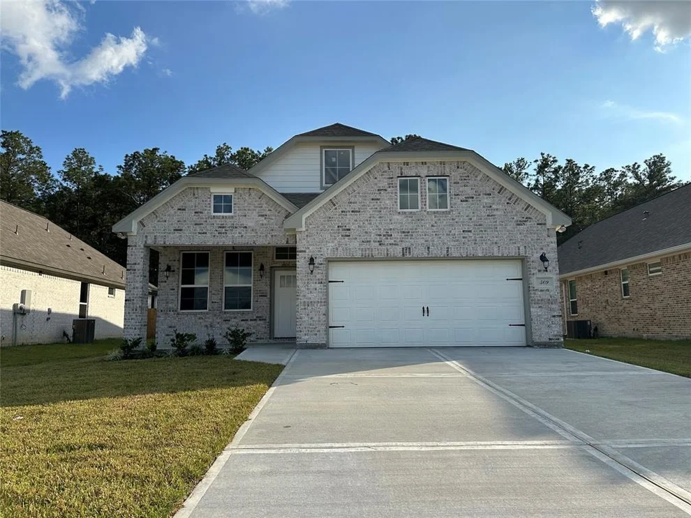 Unit for sale at 509 Little Spring Court, Anahuac, TX 77514