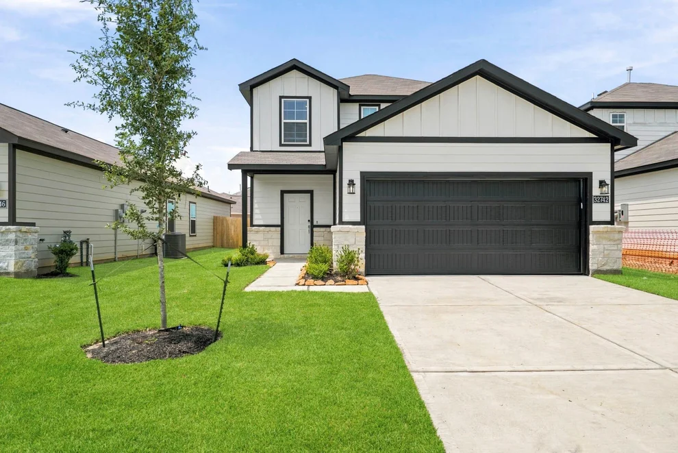 Unit for sale at 32742 Laureate Drive, Brookshire, TX 77423