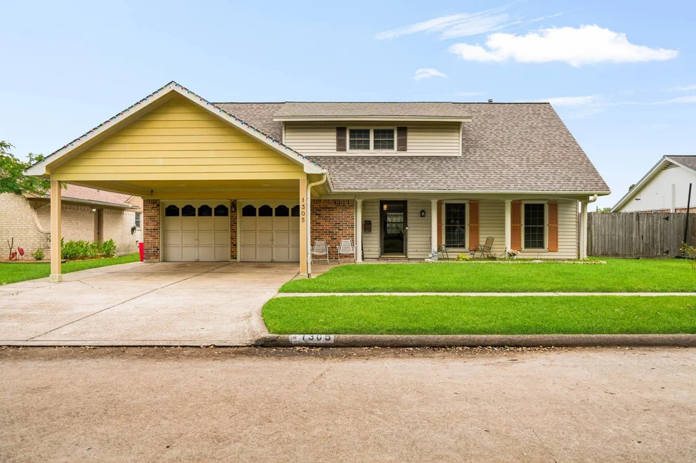 Unit for sale at 1305 Mcdonald Street, Deer Park, TX 77536