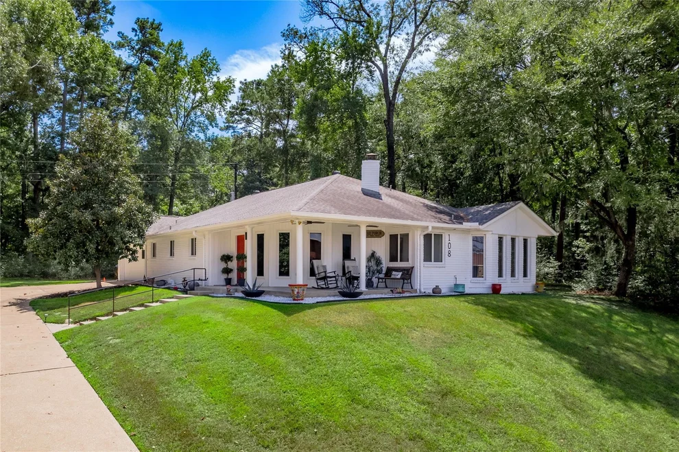Unit for sale at 108 Cottonwood Road, Trinity, TX 75862