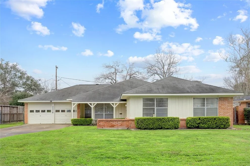 Unit for sale at 4426 Stillbrooke Drive, Houston, TX 77035
