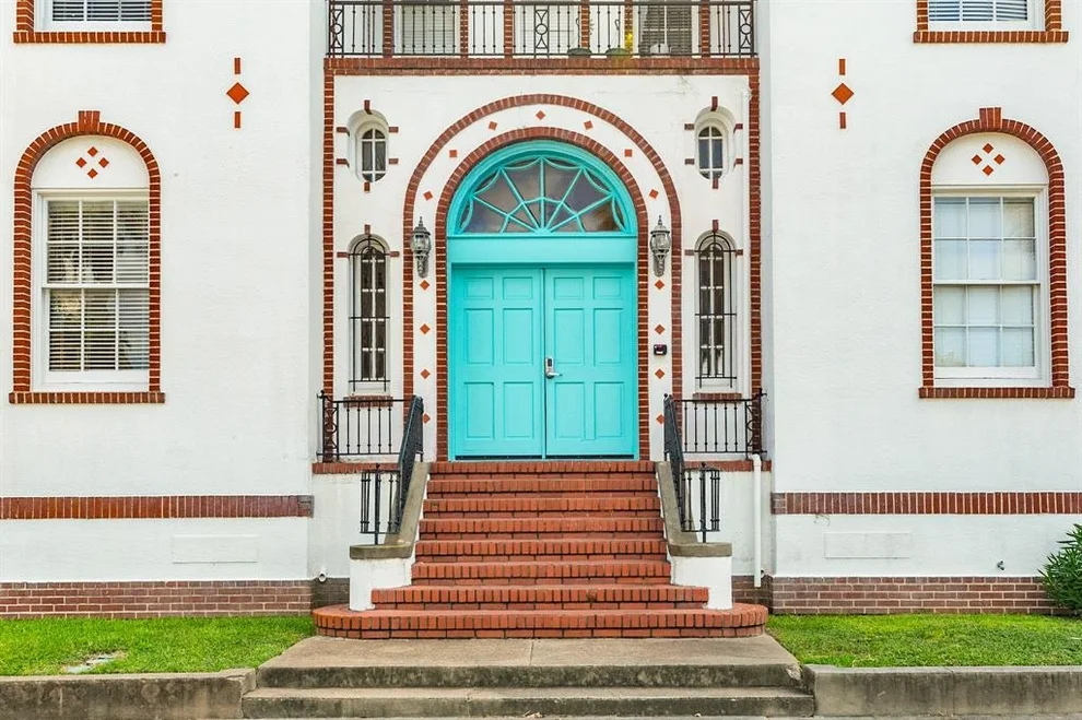 Unit for sale at 902 22nd Street, Galveston, TX 77550