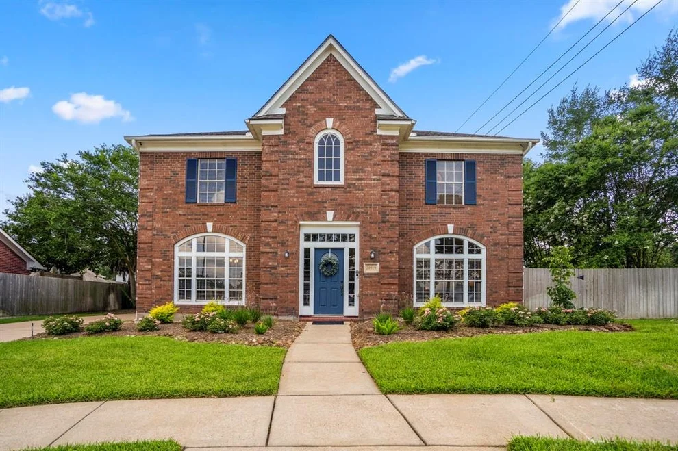 Unit for sale at 20919 Autumn Redwood Way, Cypress, TX 77433
