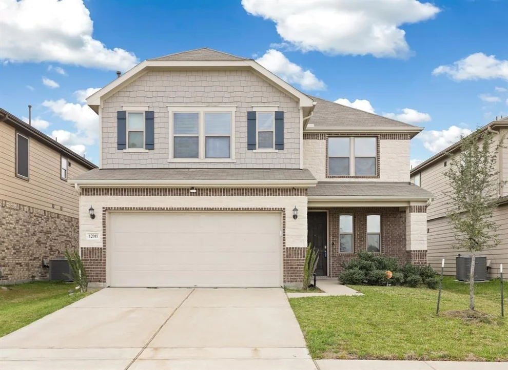 Unit for sale at 12011 Main Oak Street, Houston, TX 77038