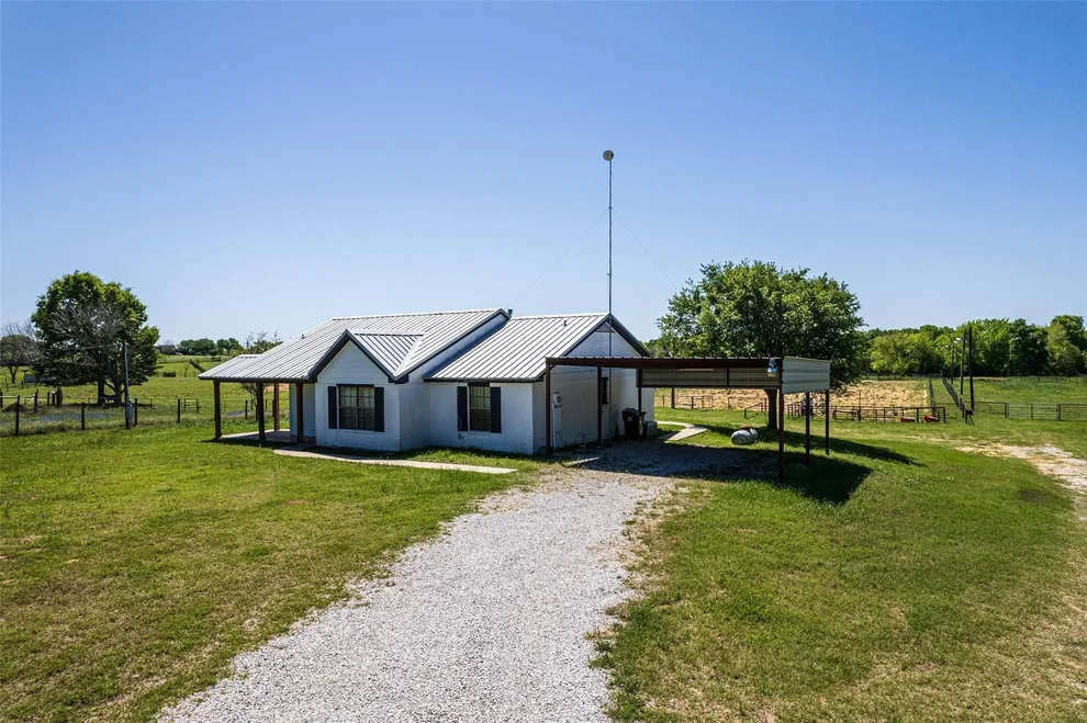 Unit for sale at 15534 Meadow Creek Road, Hockley, TX 77447