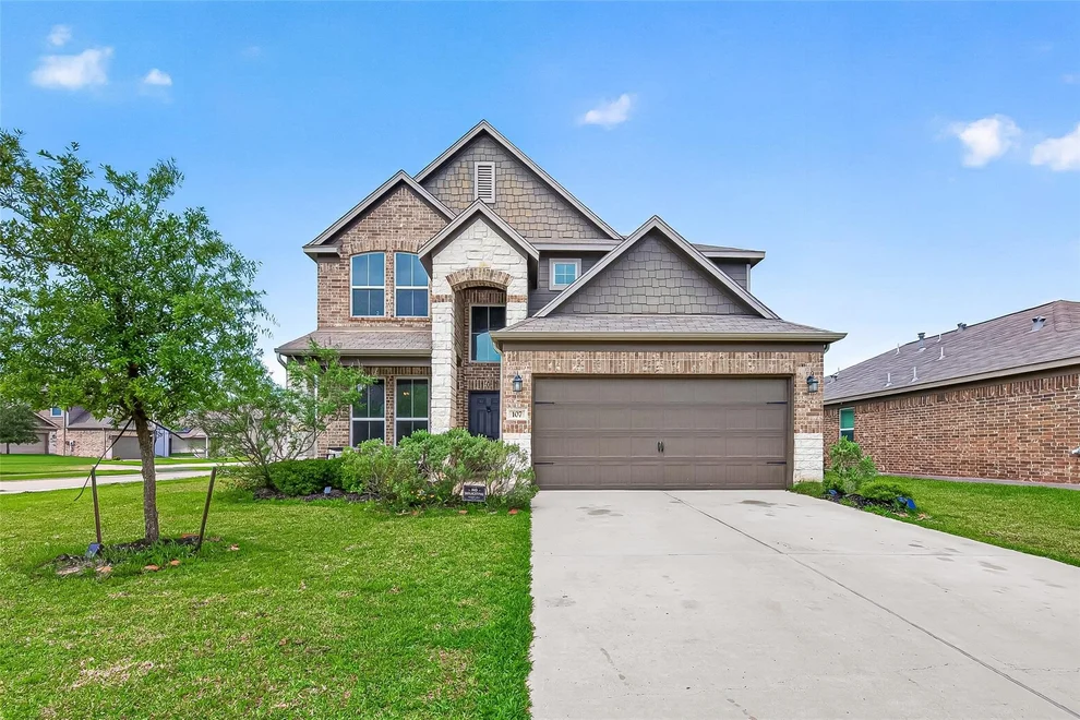 Unit for sale at 107 Sawmill Ridge Road, Rosharon, TX 77583
