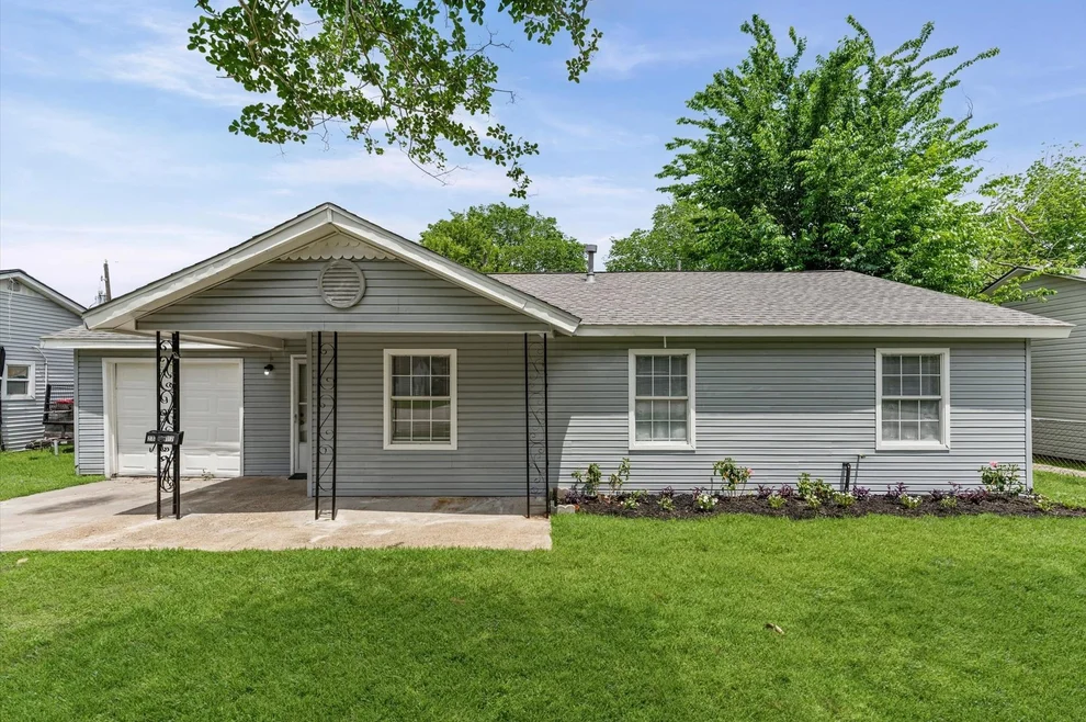 Unit for sale at 2617 Kingsdale Drive, Deer Park, TX 77536