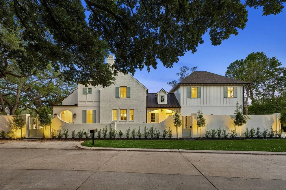 Unit for sale at 10801 Long Shadow Lane, Hunters Creek Village, TX 77024