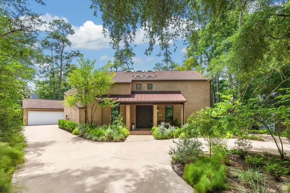Unit for sale at 4 Blalock Woods Street, Bunker Hill Village, TX 77024