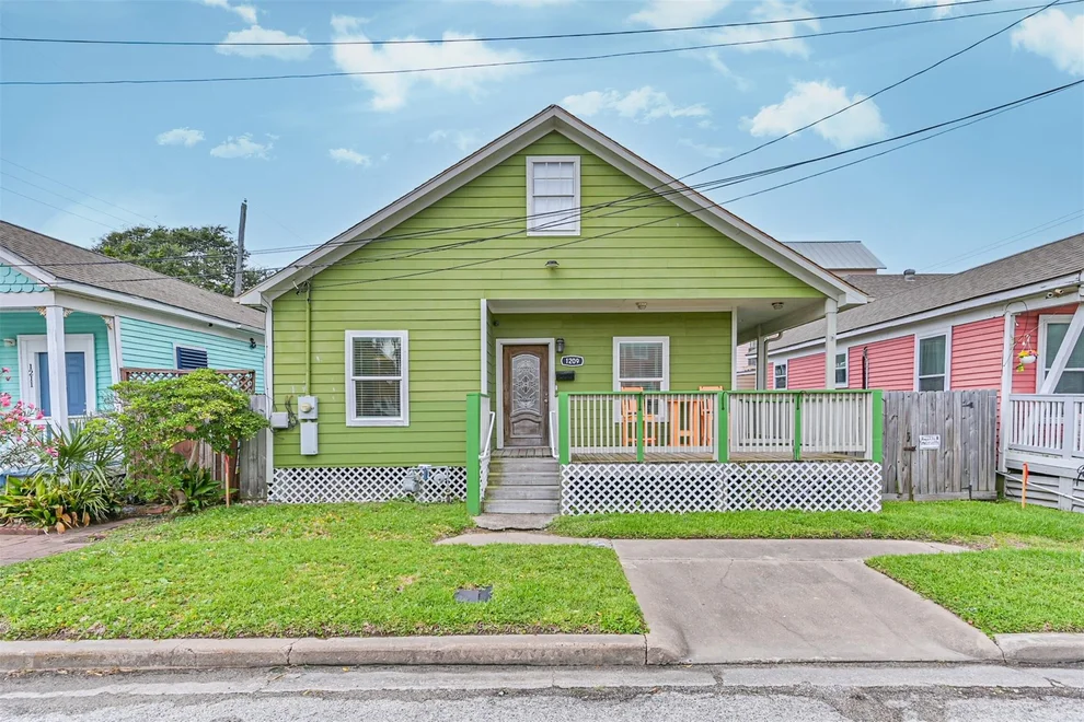 Unit for sale at 1209 11th Street, Galveston, TX 77550