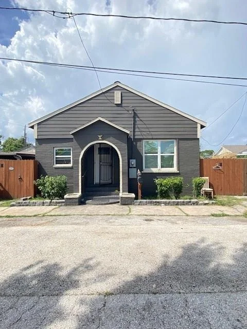 Unit for sale at 4107 Basil Street, Houston, TX 77003