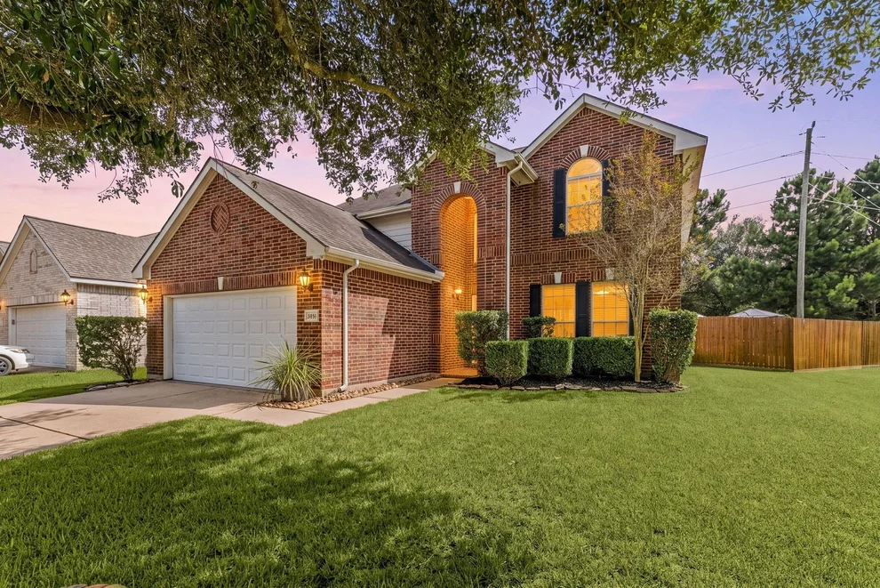 Unit for sale at 23411 W Pine Ivy Lane, Tomball, TX 77375