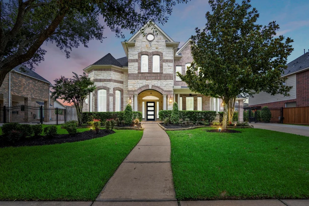 Unit for sale at 1515 Redstone Manor Drive, Spring, TX 77379