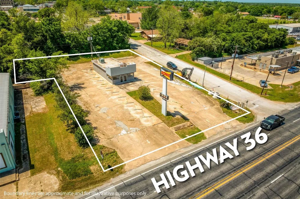 Unit for sale at 310 State Highway 36 S, Caldwell, TX 77836