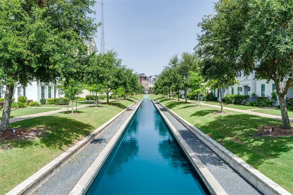 Unit for sale at 817 Blackshire Lane, Houston, TX 77055