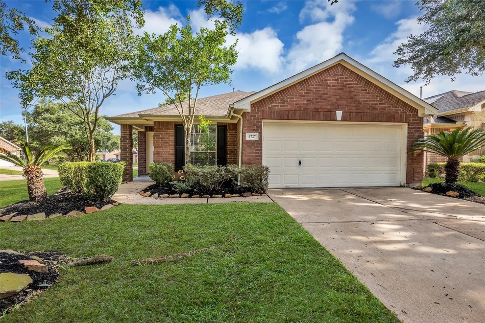 Unit for sale at 4727 Lonestone Circle, Katy, TX 77449